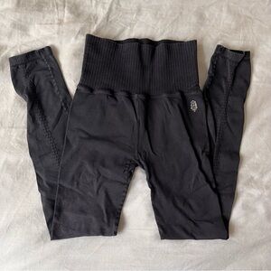 FP Movement Good Karma Leggings 7/8 in Washed Black XS/S